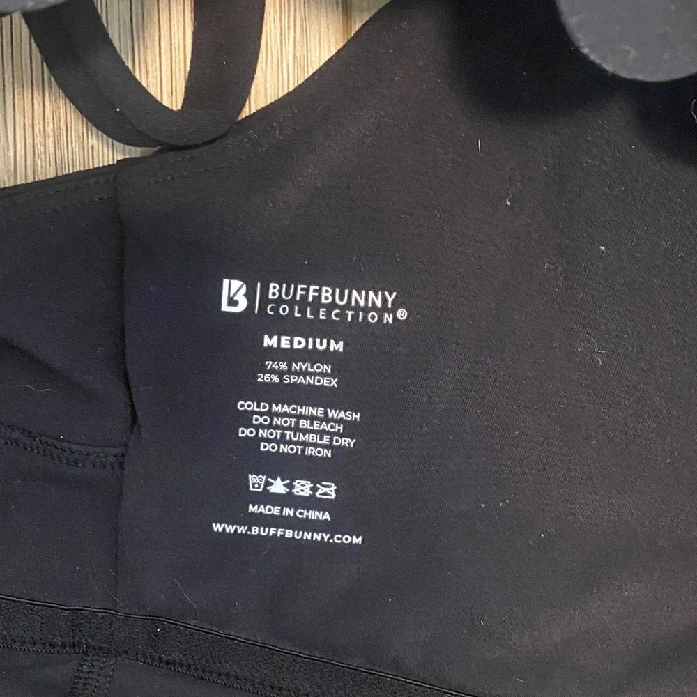 BuffBunny Black Scalloped Sports Bra - Picture 3 of 3